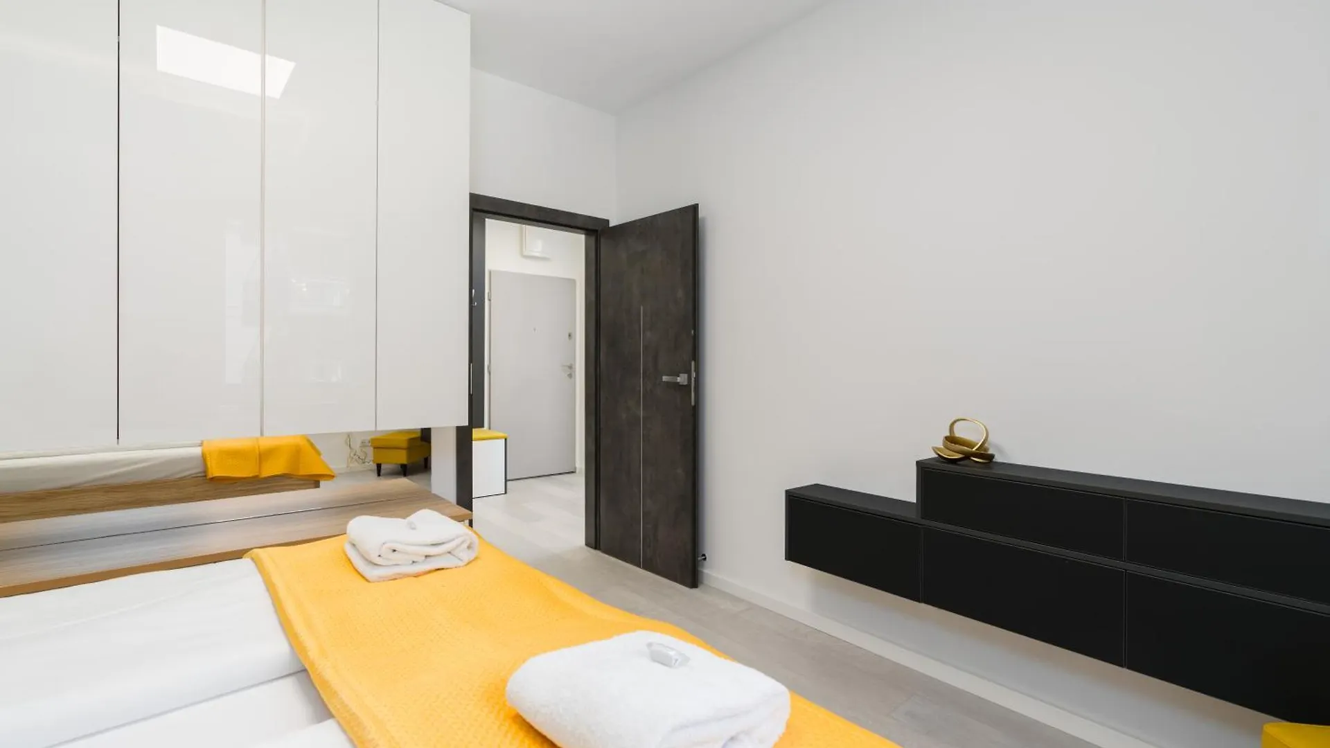 Warta Riverside & Old Town Luxury Residence Poznan 0*,